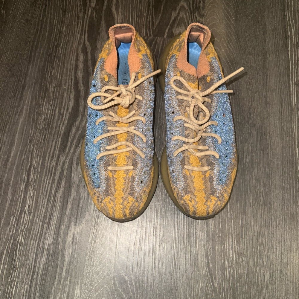 Yeezy Boost 380 Blue Oat size 8 1/2